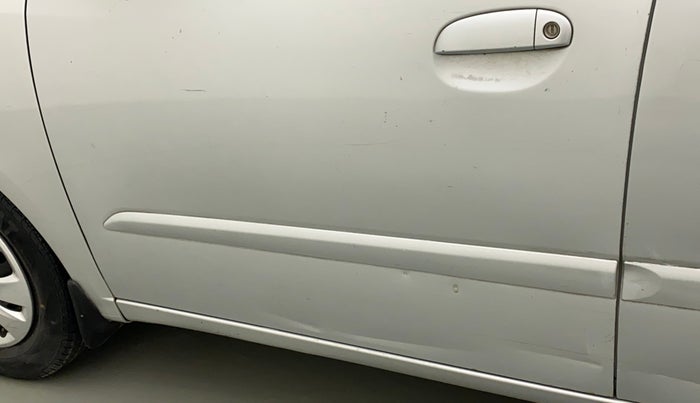 2010 Hyundai i10 SPORTZ (O) 1.2, Petrol, Manual, 66,858 km, Front passenger door - Minor scratches