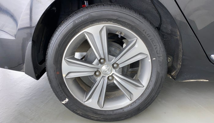 2018 Hyundai Verna 1.6 SX VTVT, Petrol, Manual, 18,716 km, Right Rear Wheel