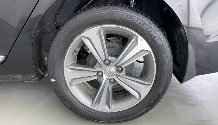 2018 Hyundai Verna 1.6 SX VTVT, Petrol, Manual, 18,716 km, Left Rear Wheel