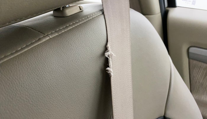 2013 Maruti Ertiga ZDI, Diesel, Manual, 47,643 km, Front left seat (passenger seat) - Seat belt slightly torn