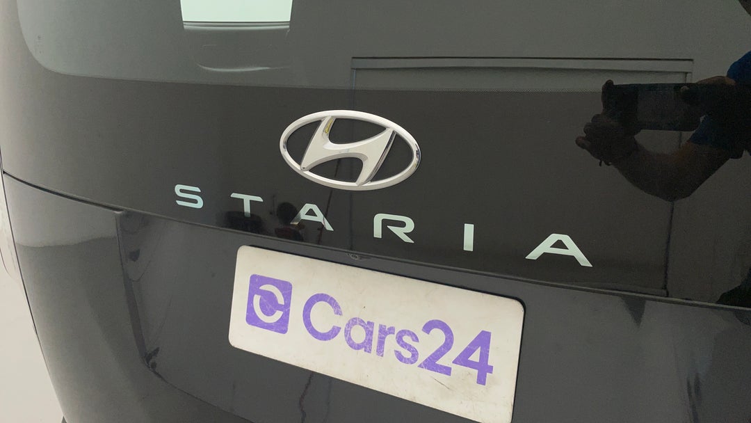 2022 Hyundai Staria Staria, Automatic, 81937 km, Badge (Boot Left Side)
