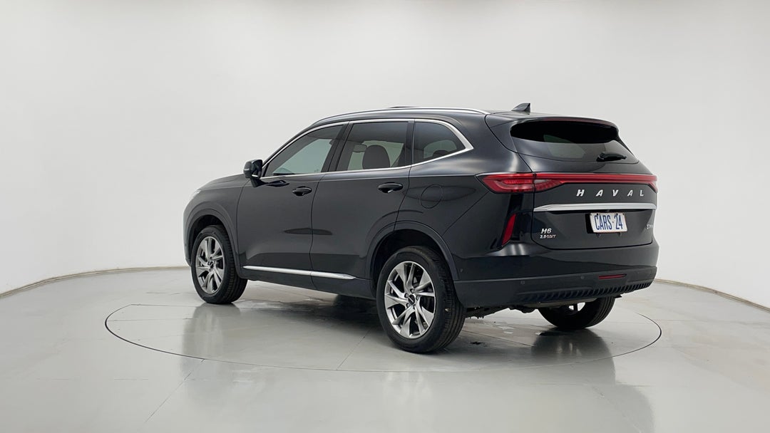 Left Back Diagonal (45- Degree) View