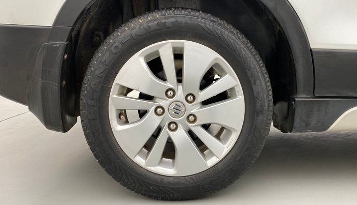 2015 Maruti S Cross ZETA 1.3, Diesel, Manual, 54,160 km, Right Rear Wheel