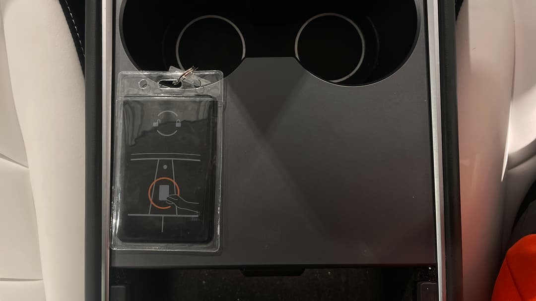 2022 Tesla Model 3 Long Range, Automatic, 19362 km, Keyless / Button Start
