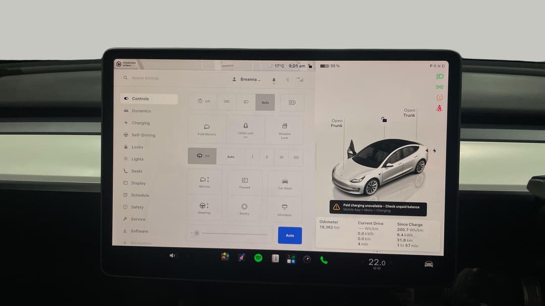 2022 Tesla Model 3 Long Range, Automatic, 19362 km, Infotainment System