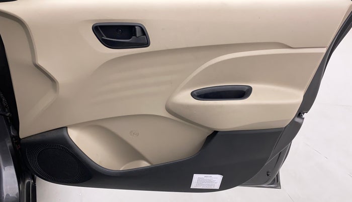 2022 Hyundai NEW SANTRO SPORTZ EXECUTIVE MT CNG, CNG, Manual, 13,953 km, Driver Side Door Panels Control