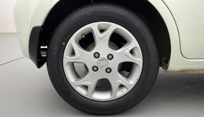 2013 Renault Pulse RXZ DIESEL, Diesel, Manual, 62,189 km, Right Rear Wheel
