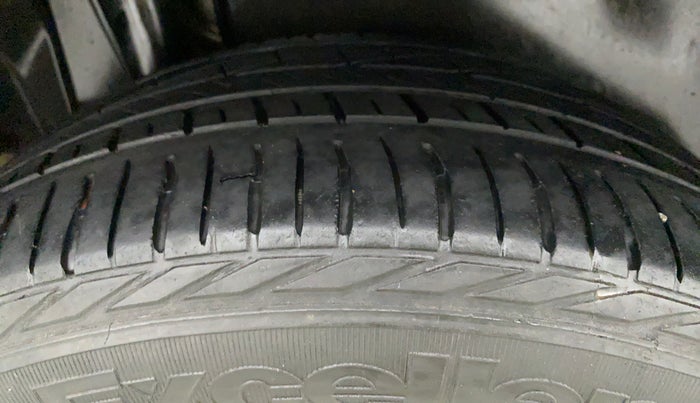 2018 Maruti S Cross ZETA 1.3, Diesel, Manual, 89,162 km, Right Rear Tyre Tread