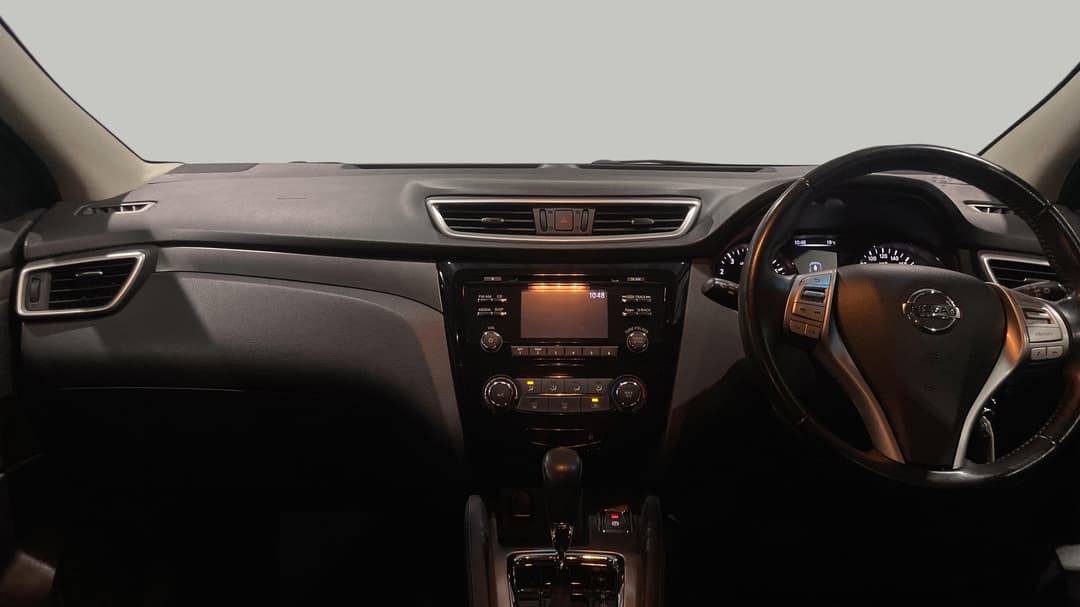 2017 Nissan Qashqai St, Automatic, 74686 km, Dashboard View
