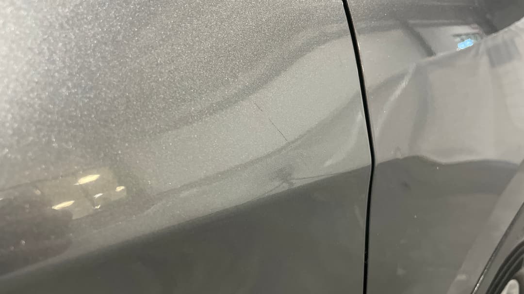 2017 Nissan Qashqai St, Automatic, 74686 km, Doors Front RHS Scratch