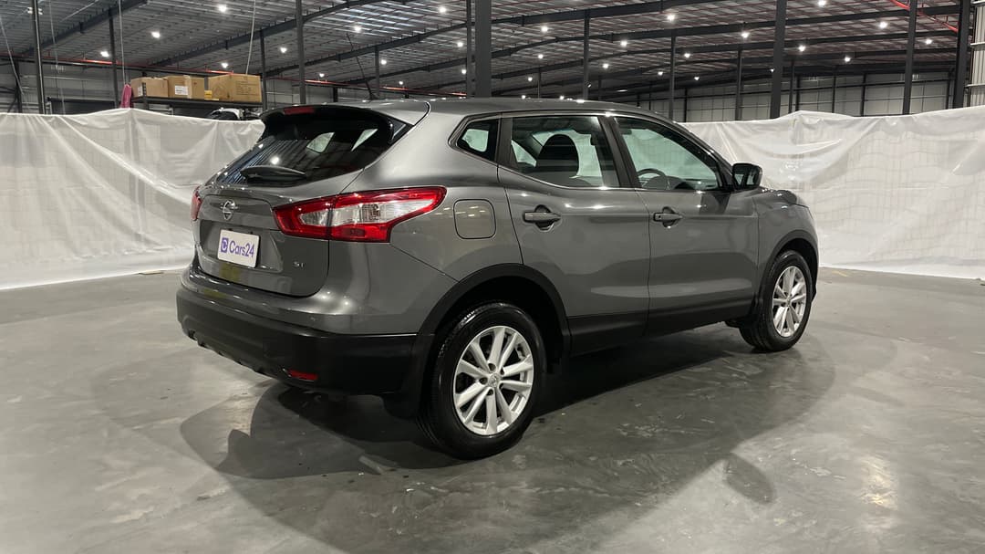 2017 Nissan Qashqai St, Automatic, 74686 km, Right Back Diagonal (45- Degree) View