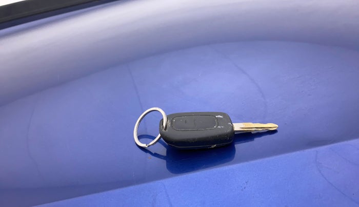 2018 Renault Kwid CLIMBER 1.0, Petrol, Manual, 58,807 km, Lock system - Remote key not functional