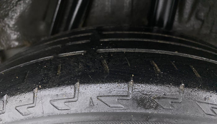 2018 Honda WR-V 1.2L I-VTEC VX MT, CNG, Manual, 68,667 km, Left Rear Tyre Tread