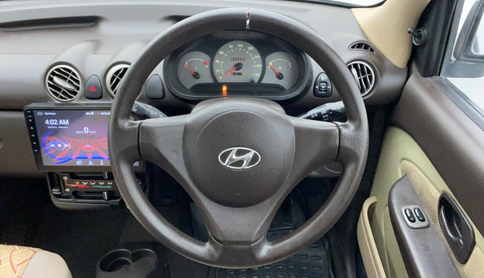 2012 Hyundai Santro Xing GLS, Petrol, Manual, 42,483 km, Steering Wheel Close Up