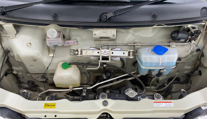 2018 Maruti Eeco 5 STR WITH AC PLUSHTR, Petrol, Manual, Engine Bonet View