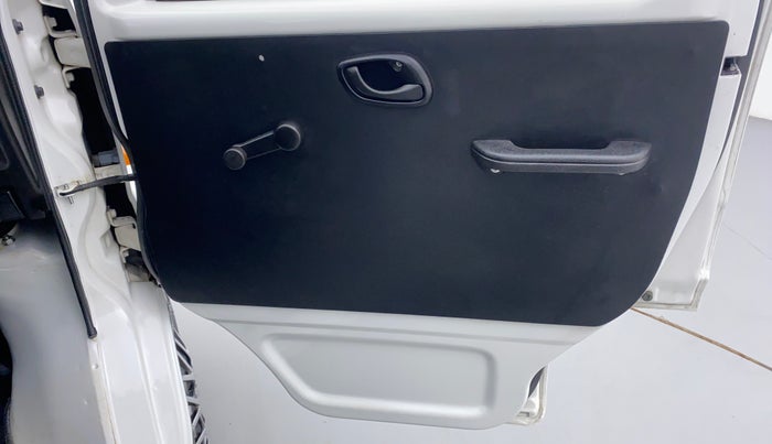 2018 Maruti Eeco 5 STR WITH AC PLUSHTR, Petrol, Manual, Driver Side Door Panels Controls