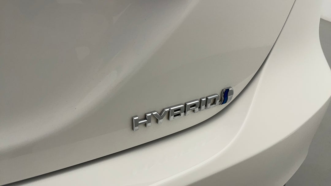 2023 Toyota Camry Ascent Hybrid, Automatic, 53629 km, Badge (Boot Right Side)