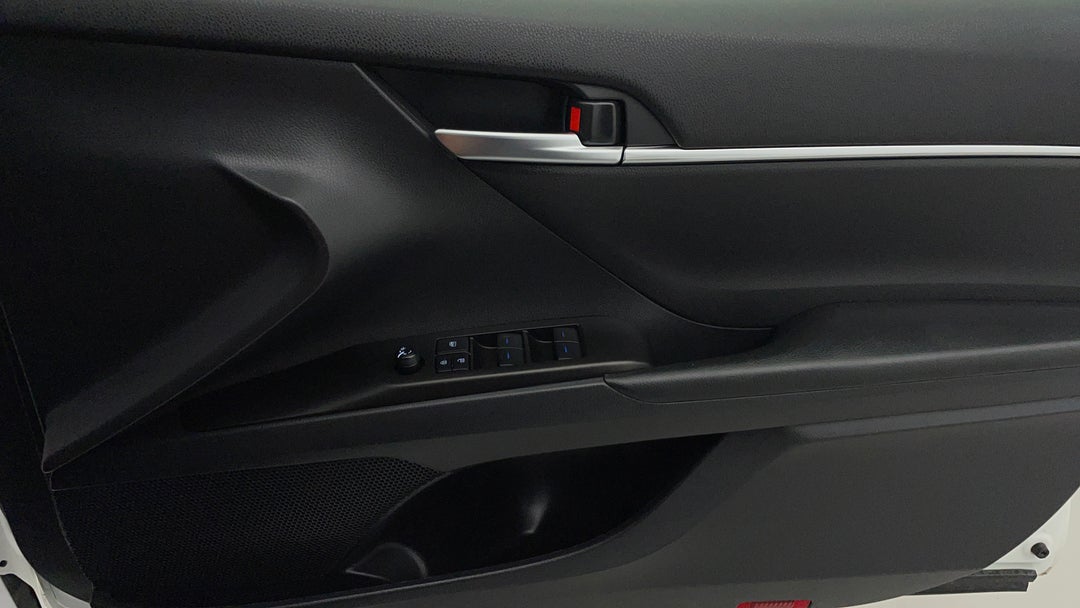 2023 Toyota Camry Ascent Hybrid, Automatic, 53629 km, Speaker View