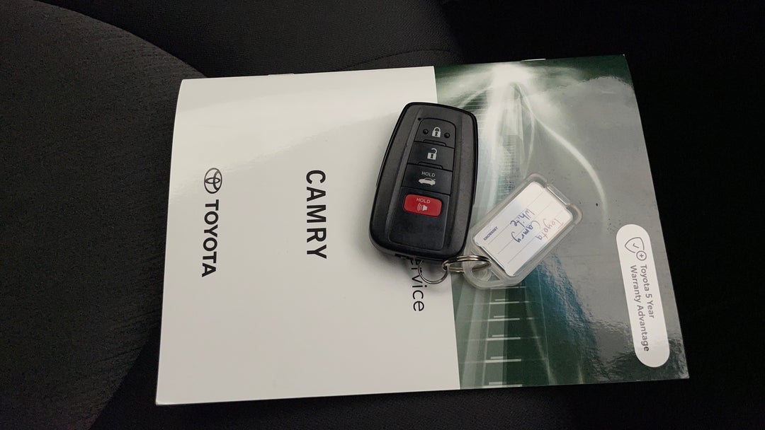 2023 Toyota Camry Ascent Hybrid, Automatic, 53629 km, Key Close-up