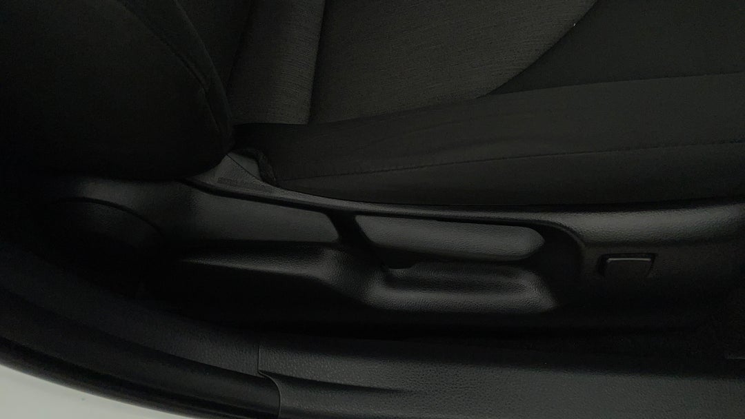 2023 Toyota Camry Ascent Hybrid, Automatic, 53629 km, Drivers Side Adjustment Panel