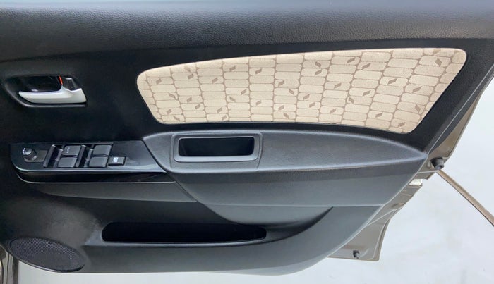 2018 Maruti Wagon R 1.0 VXI, Petrol, Manual, 6,781 km, Driver Side Door Panels Control