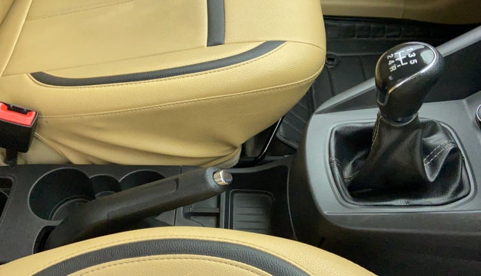 2018 Ford Figo Aspire 1.2 TITANIUM PETROL, Petrol, Manual, 31,027 km, Gear Lever