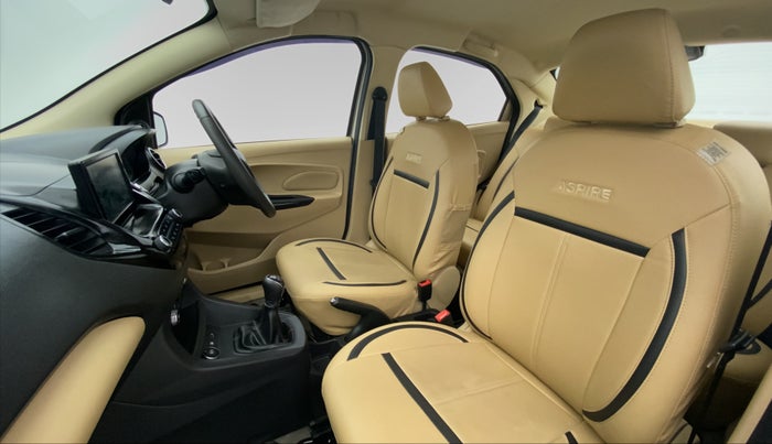 2018 Ford Figo Aspire 1.2 TITANIUM PETROL, Petrol, Manual, 31,027 km, Right Side Front Door Cabin View