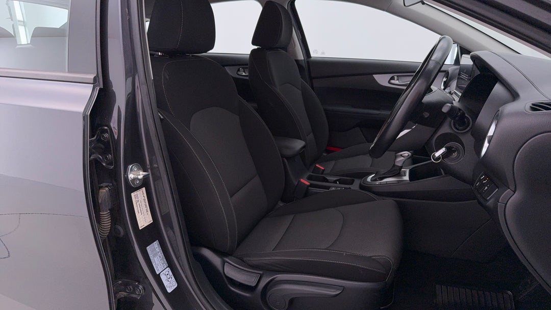 2023 Kia Cerato S Safety Pack, Automatic, 88286 km, Right Side Front Door Cabin View