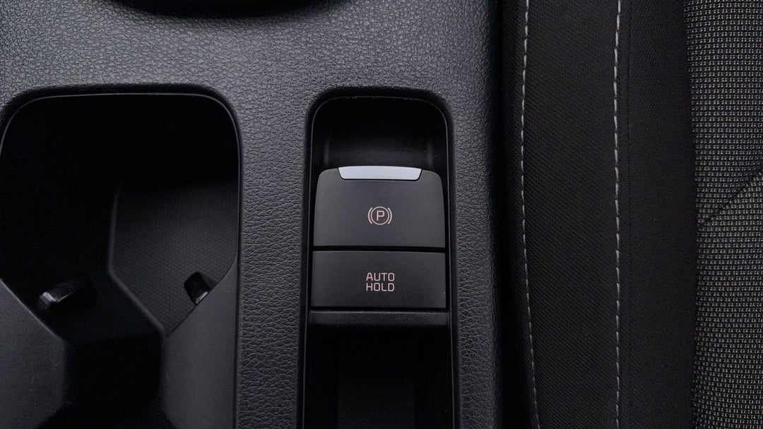 2023 Kia Cerato S Safety Pack, Automatic, 88286 km, Handbrake