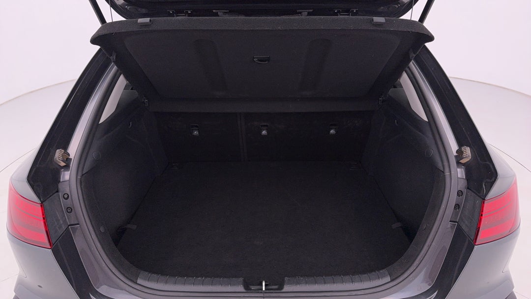 2023 Kia Cerato S Safety Pack, Automatic, 88286 km, Boot Inside View