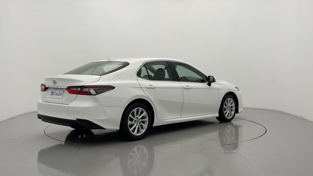 Right Back Diagonal (45- Degree) View