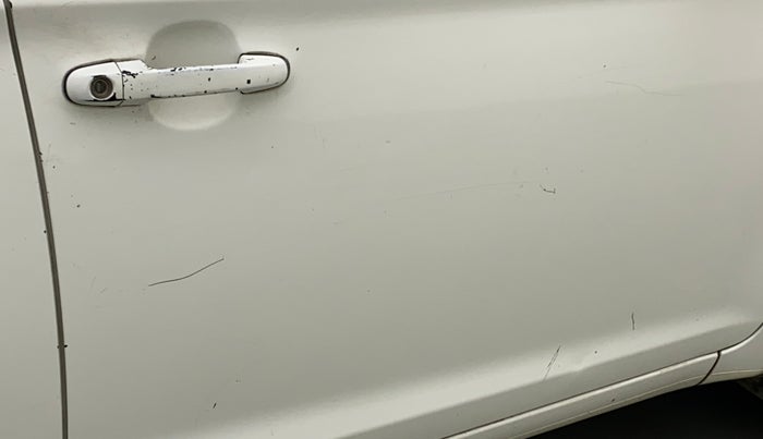 2010 Hyundai i20 MAGNA (O) 1.2, Petrol, Manual, 41,458 km, Driver-side door - Minor scratches