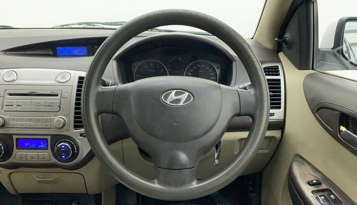 2010 Hyundai i20 MAGNA (O) 1.2, Petrol, Manual, 41,458 km, Steering Wheel Close Up