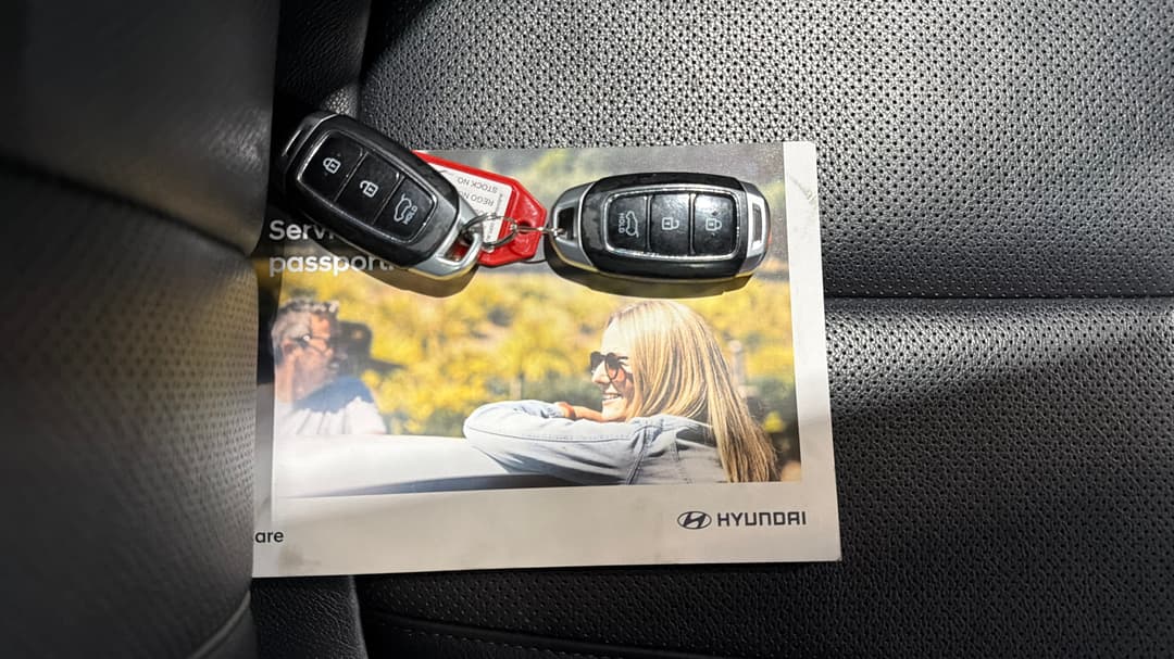 2020 Hyundai Santa Fe Highlander Crdi Blk-bge (AWD), Automatic, 99473 km, Key Close-up