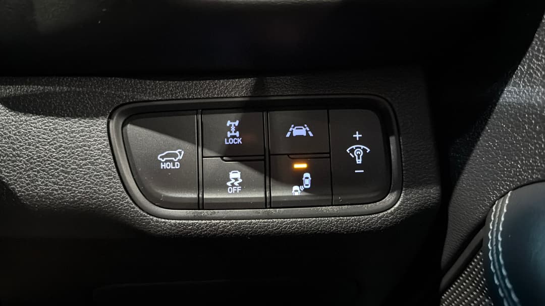 2020 Hyundai Santa Fe Highlander Crdi Blk-bge (AWD), Automatic, 99473 km, Utility Switches/Buttons