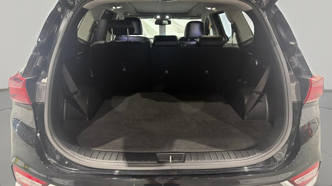 2020 Hyundai Santa Fe Highlander Crdi Blk-bge (AWD), Automatic, 99473 km, Boot Inside View