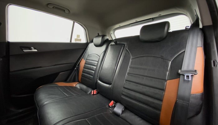 2018 Hyundai Creta 1.6 VTVT SX AUTO, Petrol, Automatic, 51,765 km, Right Side Rear Door Cabin
