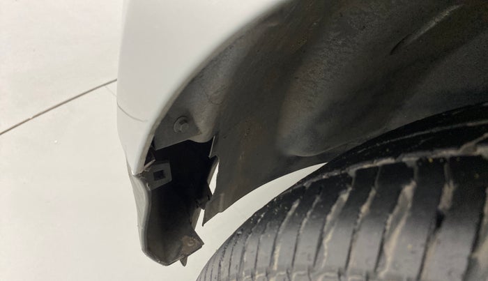 2017 Ford Ecosport TITANIUM 1.5L PETROL AT, Petrol, Automatic, 65,377 km, Left fender - Lining loose