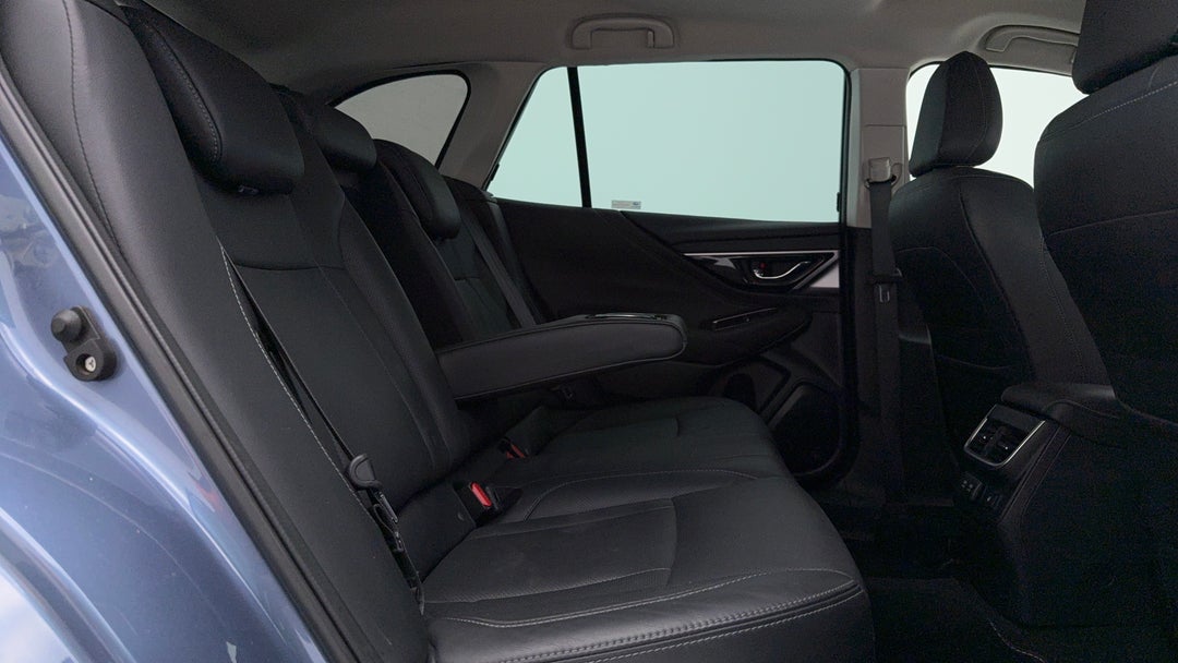 2021 Subaru Outback Awd Touring, Automatic, 62380 km, Right Side Rear Door Cabin View