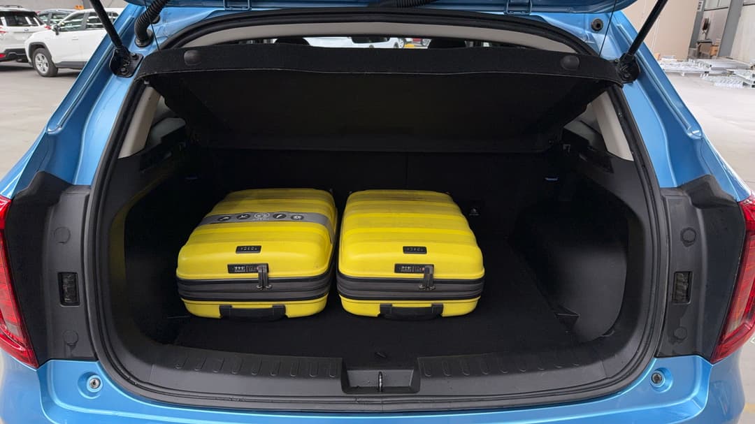 2022 GWM Haval Jolion Ultra, Automatic, 52281 km, Boot Inside View with Luggage