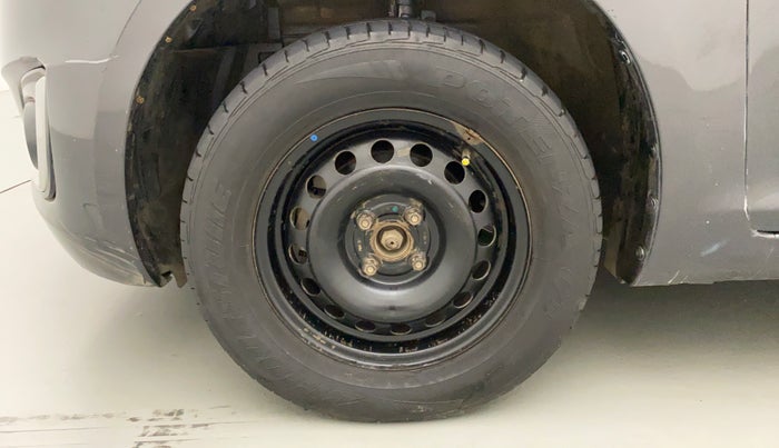 2016 Maruti Swift VDI, Diesel, Manual, 89,183 km, Left Front Wheel