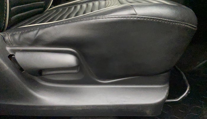 2016 Maruti Swift VDI, Diesel, Manual, 89,183 km, Driver Side Adjustment Panel
