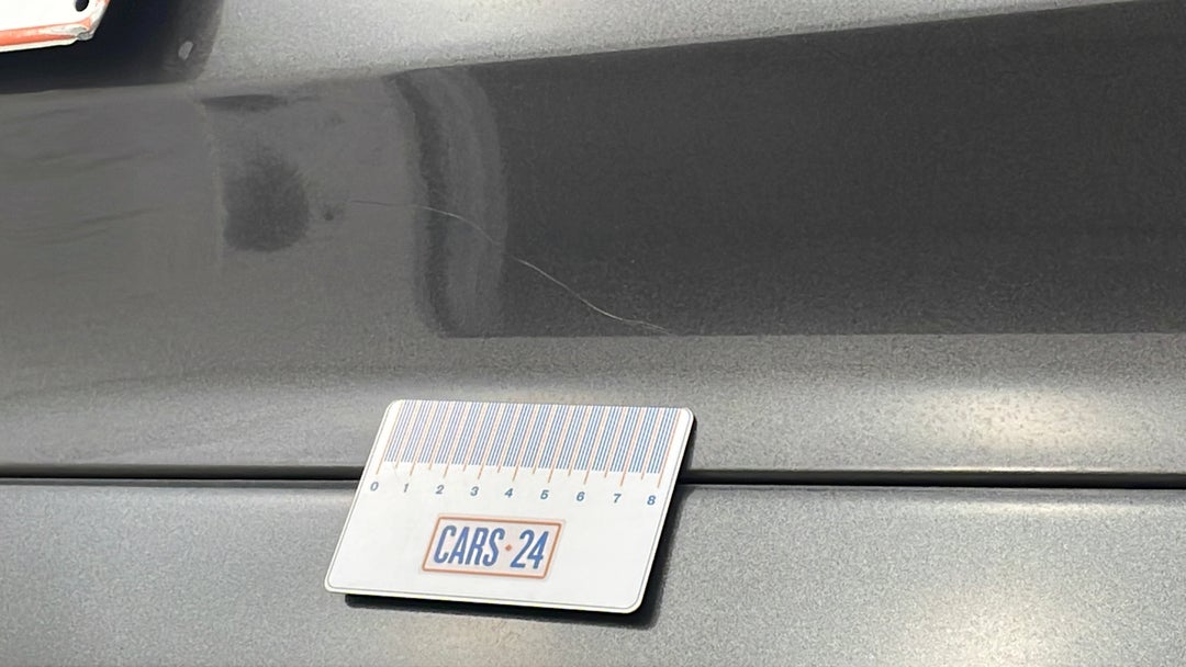 Boot / Tailgate Tailgate Scratch