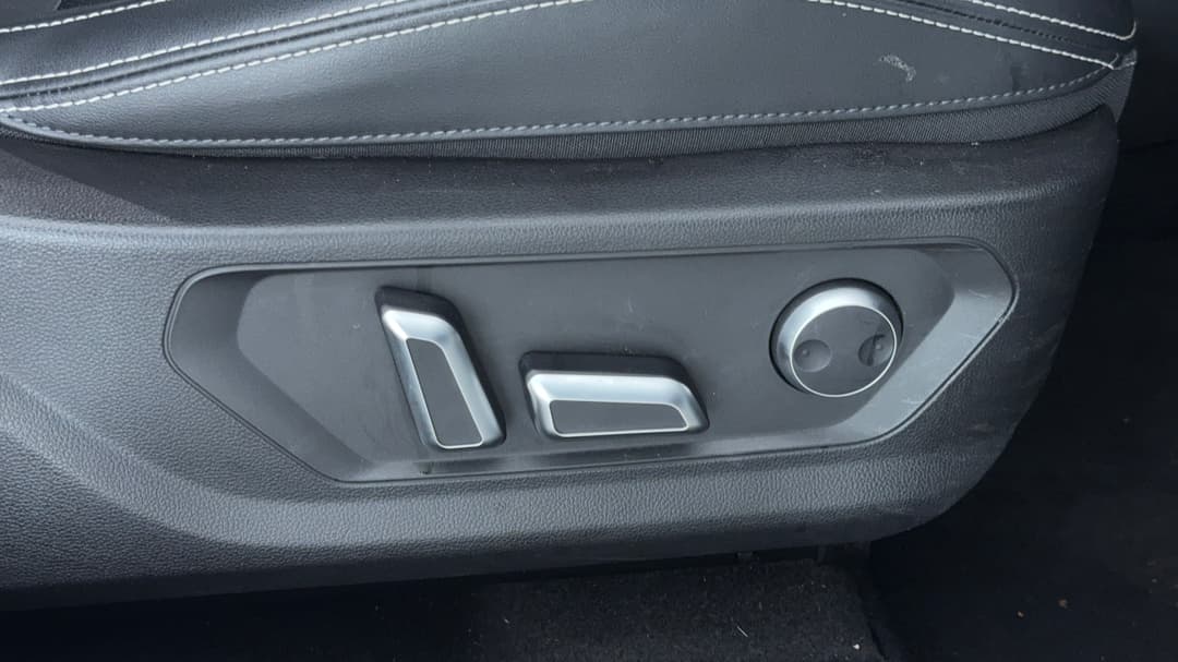 2022 GWM Haval H6 Ultra, Automatic, 64268 km, Drivers Side Adjustment Panel