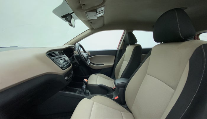 2015 Hyundai Elite i20 ASTA 1.4 CRDI, Diesel, Manual, 79,370 km, Right Side Front Door Cabin