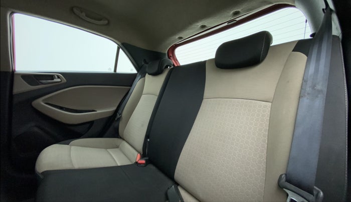 2015 Hyundai Elite i20 ASTA 1.4 CRDI, Diesel, Manual, 79,370 km, Right Side Rear Door Cabin