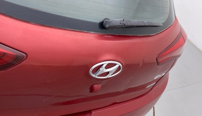 2015 Hyundai Elite i20 ASTA 1.4 CRDI, Diesel, Manual, 79,370 km, Dicky (Boot door) - Slightly dented