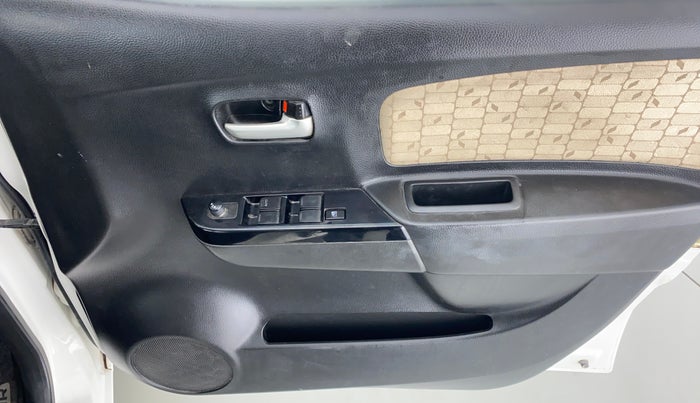 2018 Maruti Wagon R 1.0 VXI, Petrol, Manual, 19,064 km, Driver Side Door Panels Control