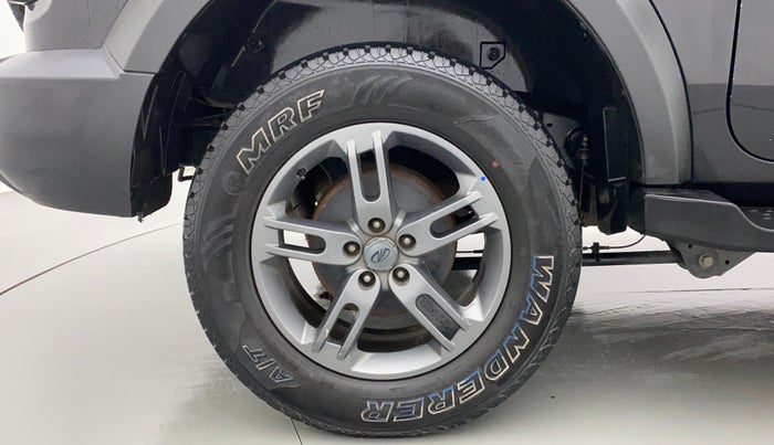 2021 Mahindra Thar LX PETROL HT 4WD AT, Petrol, Automatic, 52,201 km, Right Rear Wheel