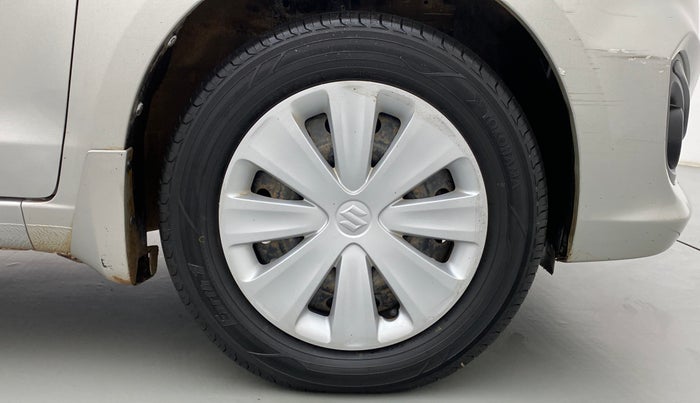 2016 Maruti Ertiga VXI ABS, Petrol, Manual, 56,267 km, Right Front Wheel